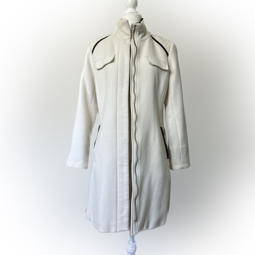 Vince Camuto size M light cream long wool coat with self-tie belt
